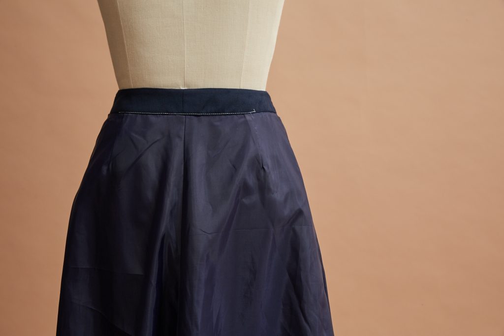 Cowl skirt: interior detail